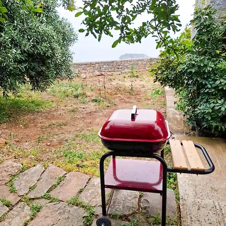 Aurora Spinalonga Garden Villa *